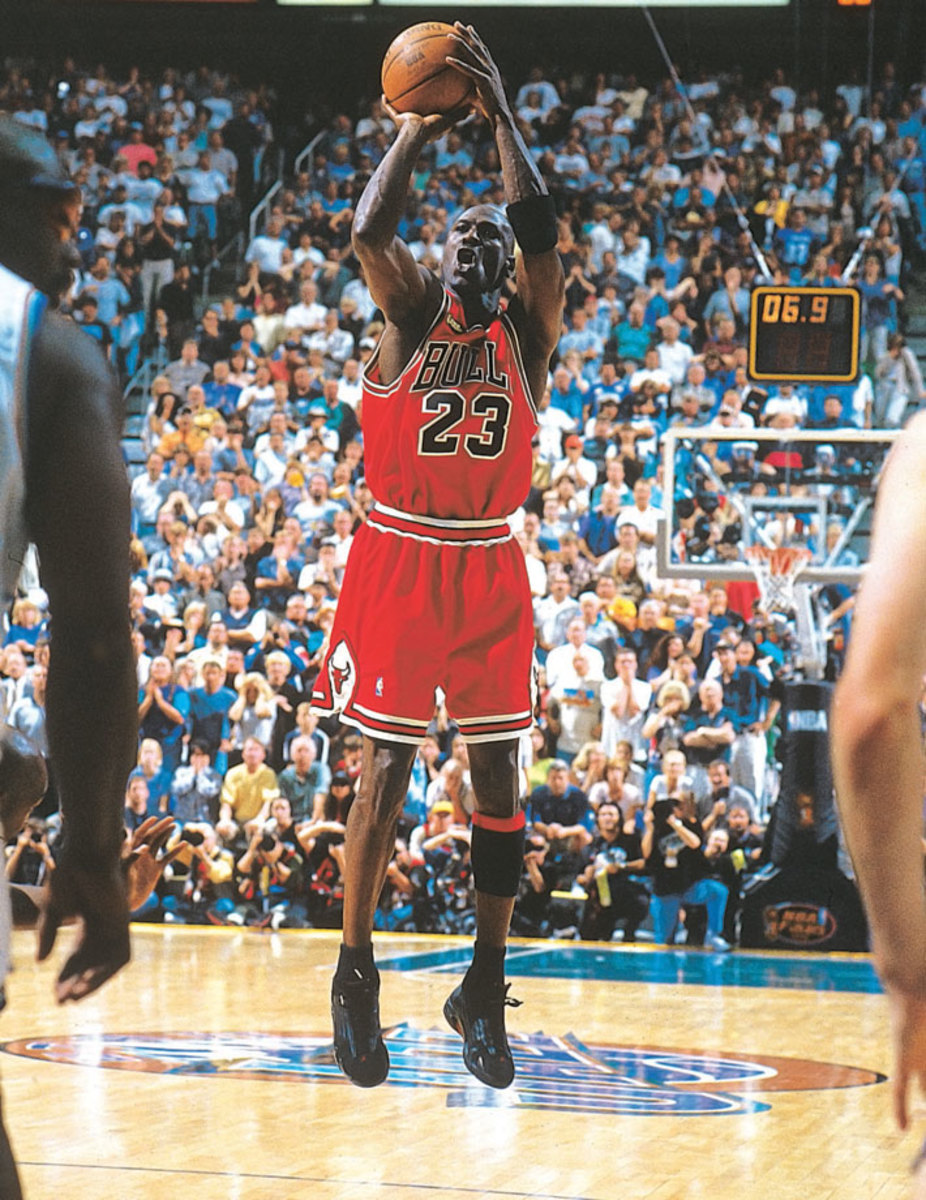 1998-Michael-Jordan-MJB04S.jpg